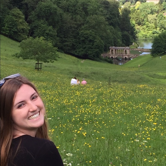 Meet your Posher, Danni - Picture 1 of 1